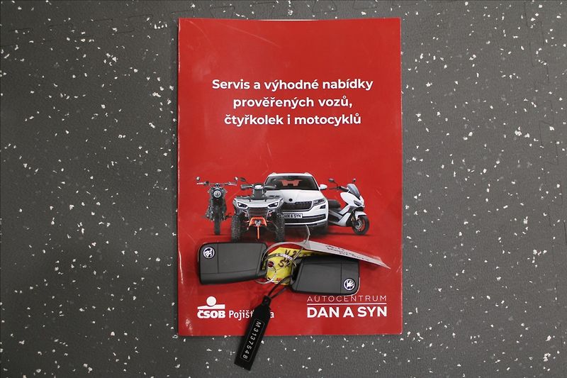 Škoda Kamiq 1,5 TSI 110kW Monte Carlo - fotka 34 z 34