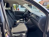 Volkswagen T-Roc (2018) Design 1.0 TSI 85kW - náhled 24