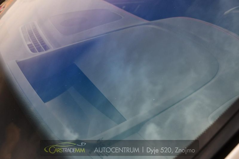 Mercedes-Benz EQS 580 4MATIC AMG 5L-ZÁRUKA  - fotka 60 z 64