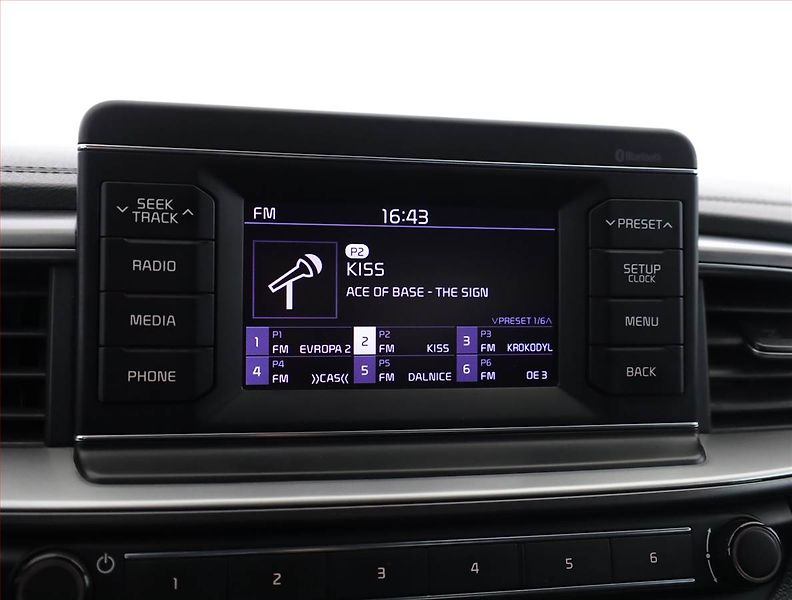 Kia Ceed (2019) 1.4 T-GDI, Serv.kniha - fotka 15 z 19