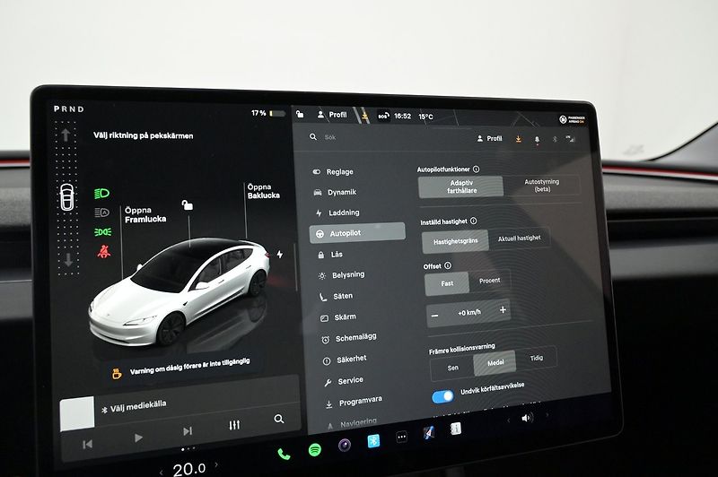 Tesla Model 3 Long Range AWD Highland - fotka 11 z 22