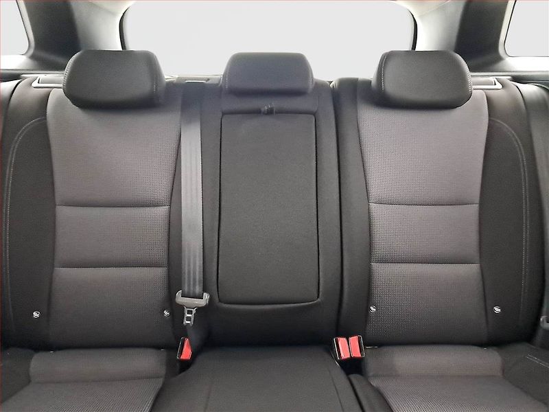 Hyundai i30 (2016) 1.6 MPI, Tempomat - fotka 10 z 14