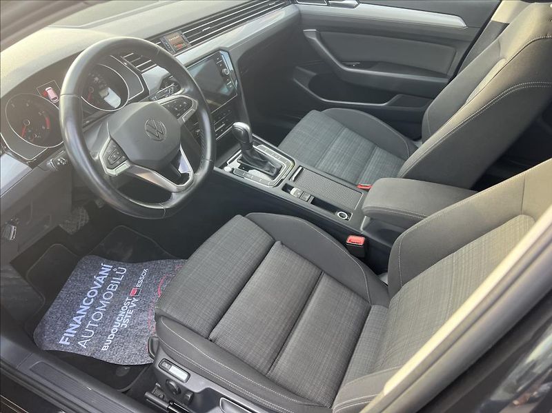 Volkswagen Passat 2,0 TDi DSG,1.Maj,Odpočet DPH - fotka 11 z 30