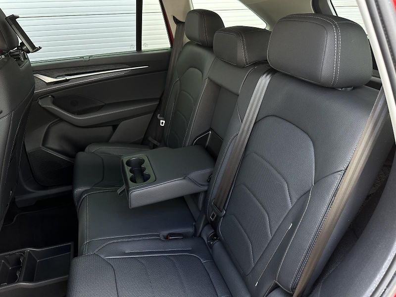 Škoda Kodiaq Exclusive 1.5TSi iV 150kW DSG - fotka 42 z 52