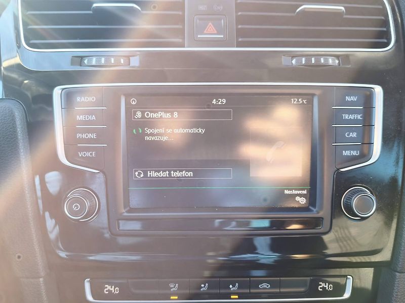Volkswagen Golf (2016) - fotka 35 z 36