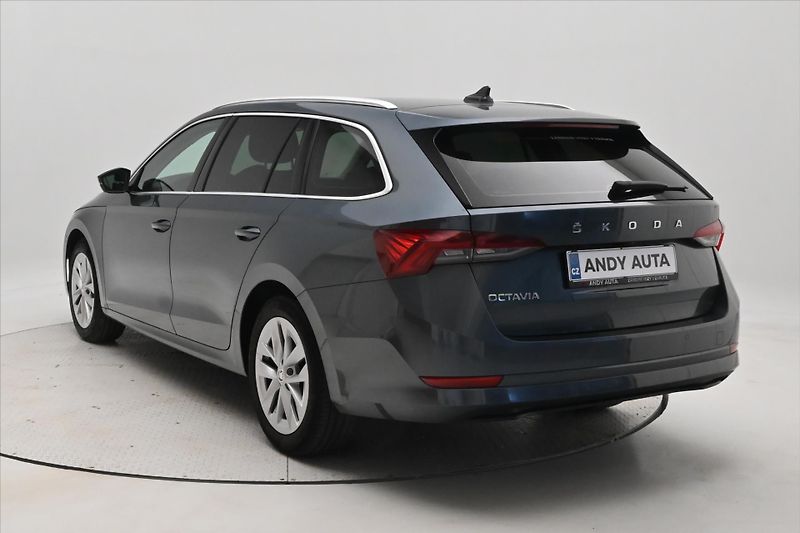 Škoda Octavia 2,0 TDI 110 kW DSG Style Záruk - fotka 7 z 32