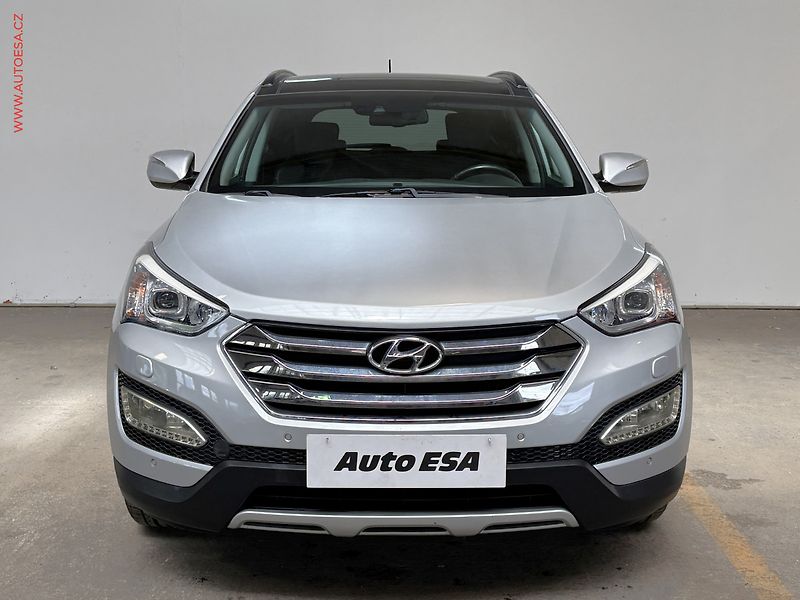 Hyundai Santa Fe (2012) 2.2 CRDi 4x4, Premium - fotka 2 z 18