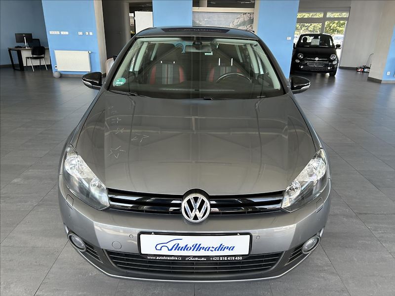Volkswagen Golf 1,2   TSI,SERVISKA,MATCH - fotka 2 z 25