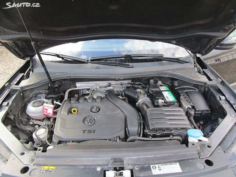 Volkswagen Tiguan 1,5TSI-96KW-NOVÁ STK+OLEJ - fotka 26 z 27