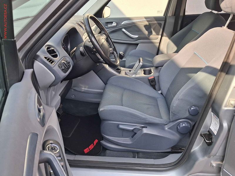 Ford S-MAX (2009) 1.7TDCi, 2.maj, AAC, tempo - fotka 9 z 16