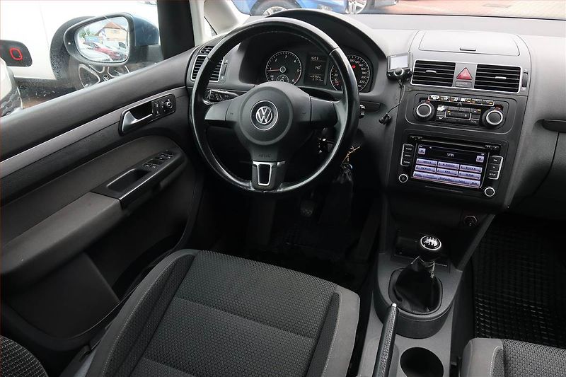 Volkswagen Touran (2011) 1.6 TDI, Tempomat - fotka 7 z 14