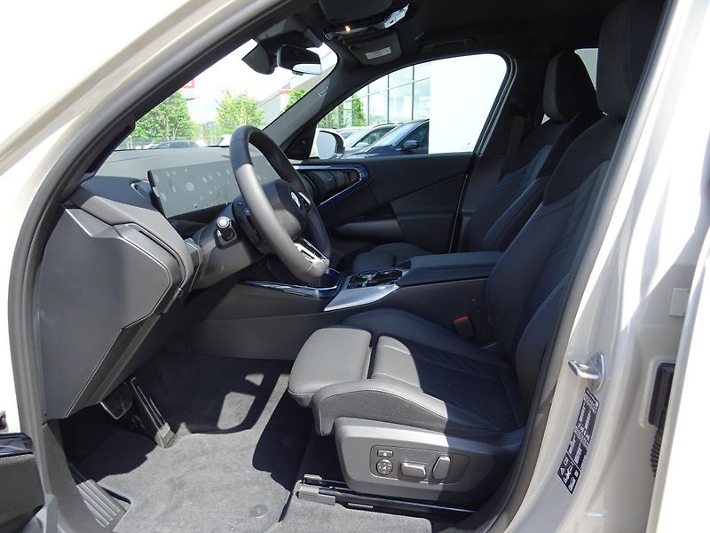 BMW X3 xDrive20d - fotka 2 z 7