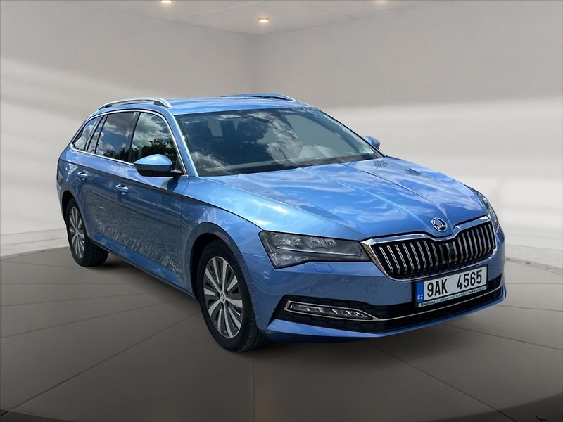 Škoda Superb 2,0 TDI 110 Style AT - fotka 1 z 11