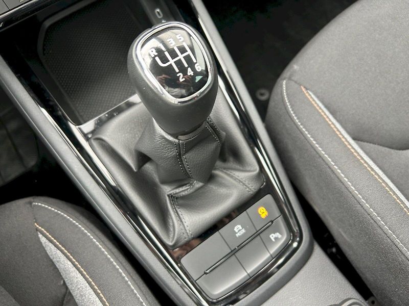 Škoda Scala (2025) Selection 1.0 TSI 85 kW - fotka 27 z 34