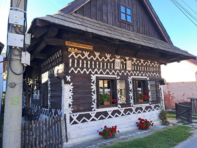 Dřevěnice Horné Čechovce z roku 1765 vyhlášená za kulturní památku. 