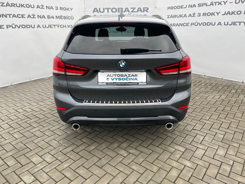 BMW X1 (2021) 20d xDrive 140kW! M Sport - fotka 5 z 41