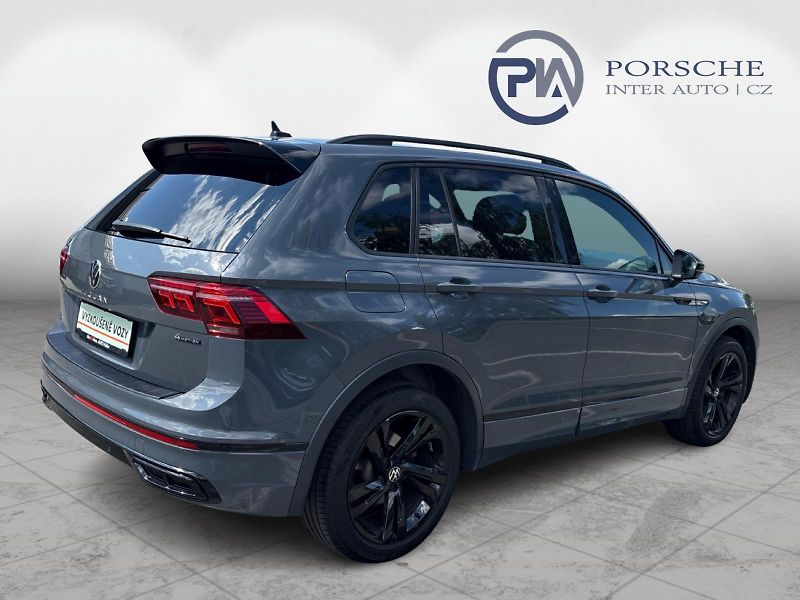 Volkswagen Tiguan 2.0 TSI DSG 4MOTION R-LINE 140 - fotka 2 z 28