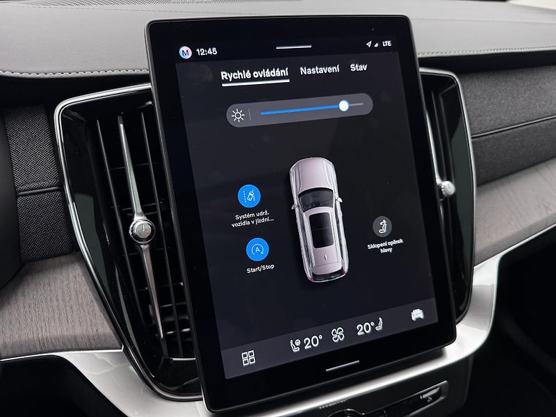 Volvo XC90 B5 AWD BRIGHT PLUS REZERVACE - fotka 39 z 55