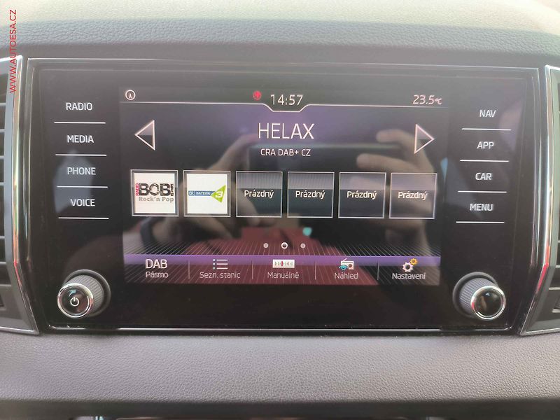 Škoda Karoq (2018) 1.0 TSi, Ambition, LED, navi - fotka 11 z 25