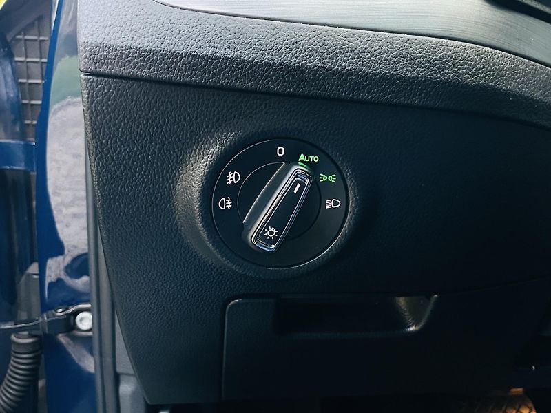 Škoda Superb 2.0TDI DSG TAŽNÉ NEZÁVISLE TOP - fotka 40 z 53