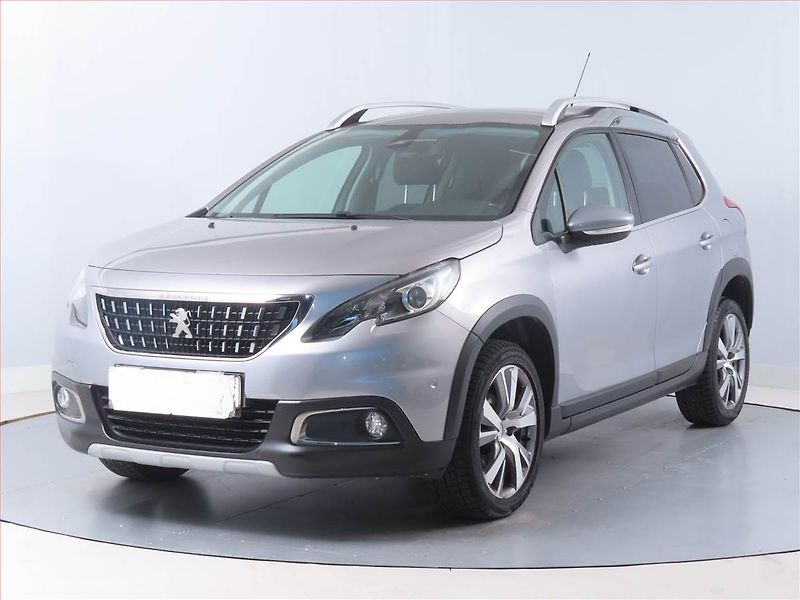 Peugeot 2008 (2016) 1.6 BlueHDi, Serv.kniha, Navi - fotka 2 z 13