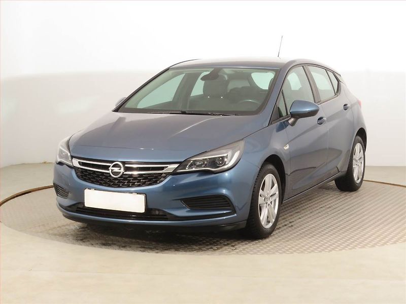 Opel Astra (2017) 1.4 T, Serv.kniha, Tempomat - fotka 2 z 15