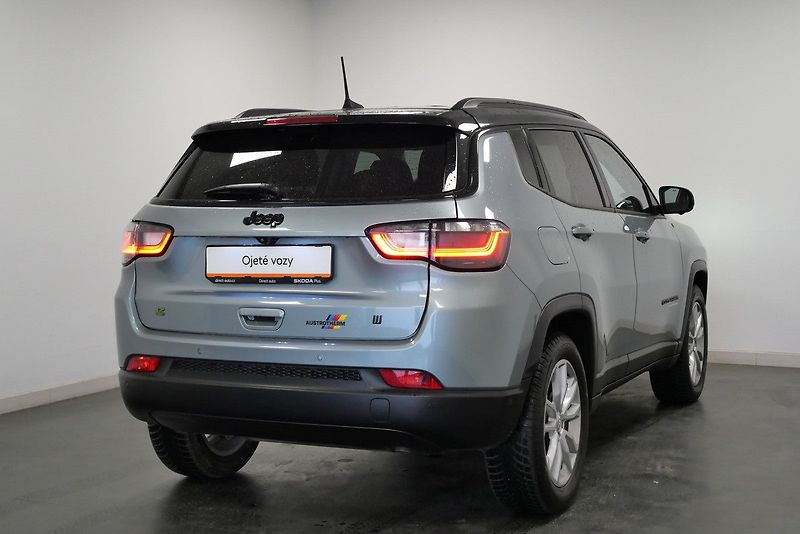 Jeep Compass - fotka 2 z 6