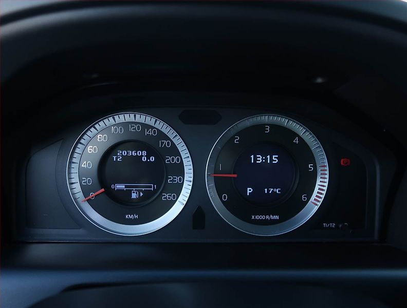 Volvo XC60 (2011) D3, Automat, Serv.kniha - fotka 11 z 22