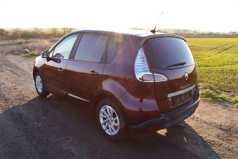 Renault Scénic 1,2 Tce PARIS,NAV,TZ,AKCE! - fotka 6 z 17
