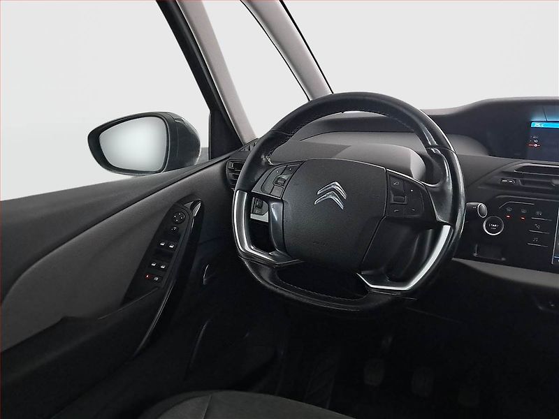 Citroën C4 Picasso (2017) 1.6 BlueHDi, 7 míst, Navi - fotka 7 z 18