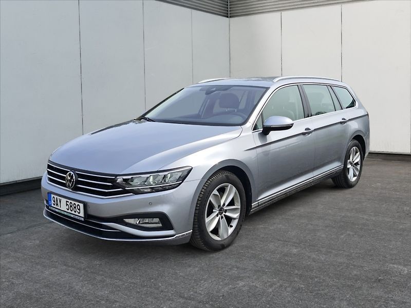 Volkswagen Passat 2,0 TDI Elegance - fotka 2 z 11