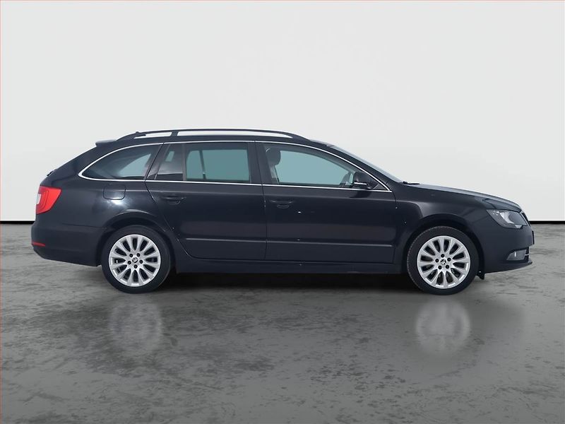Škoda Superb (2014) Comfort 2.0 TDI, Automat - fotka 6 z 20