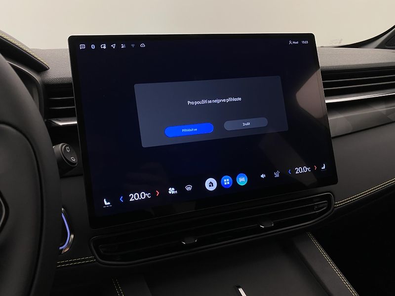 Lynk & Co 01 (2025) CORE PHEV AUT CZ 1.maj - fotka 49 z 96