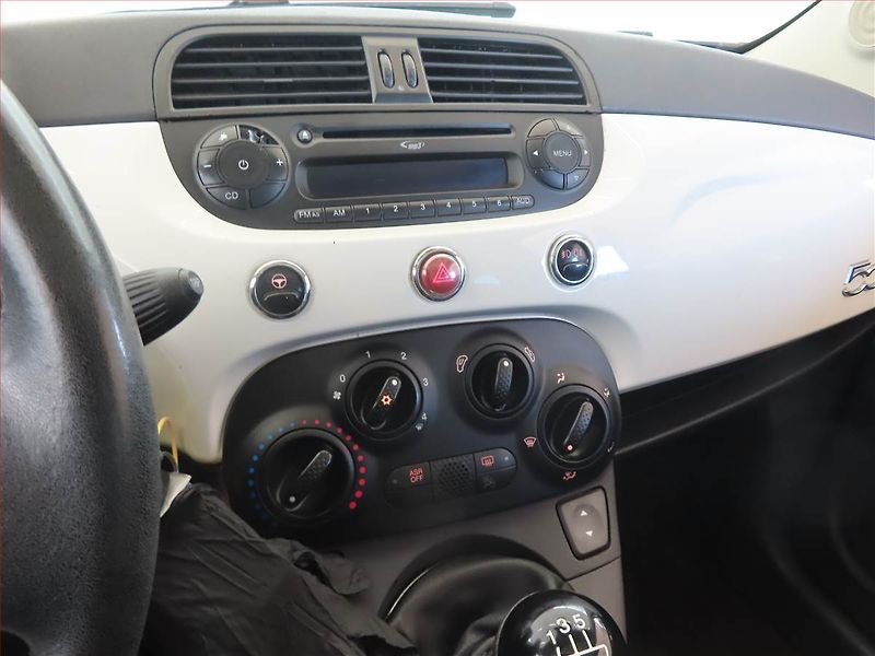Fiat 500 (2016) 1.2, Pan. střecha - fotka 12 z 14