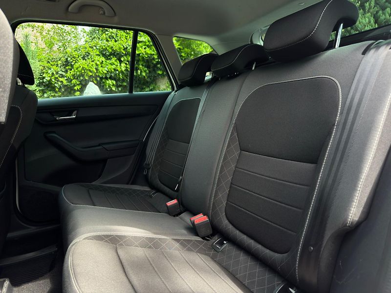 Škoda Fabia 1.0Tsi 70kW 1.MAJ ČR TAŽNÉ  - fotka 16 z 23
