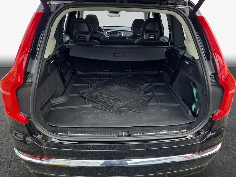 Volvo XC90 B5 Diesel AWD Plus Bright - fotka 8 z 18
