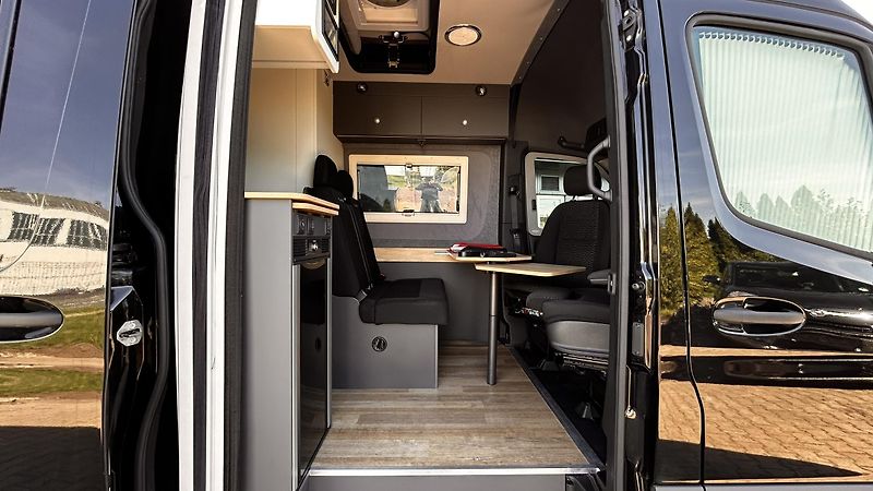 Mercedes-Benz Sprinter 319 CDi XL FullVans  - fotka 17 z 31