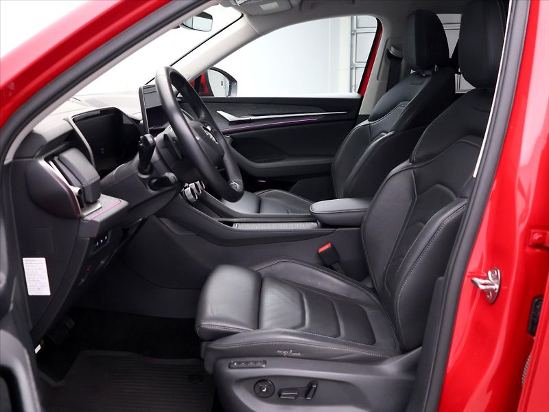 Škoda Kodiaq 2,0 TDI Exclusive Selection CZ - fotka 12 z 47