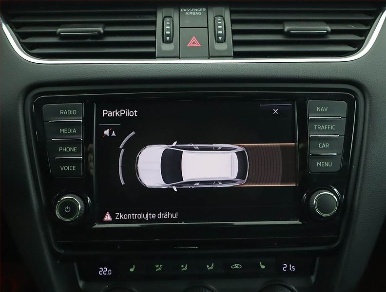 Škoda Octavia (2015) RS 2.0 TSI, Automat - fotka 17 z 17