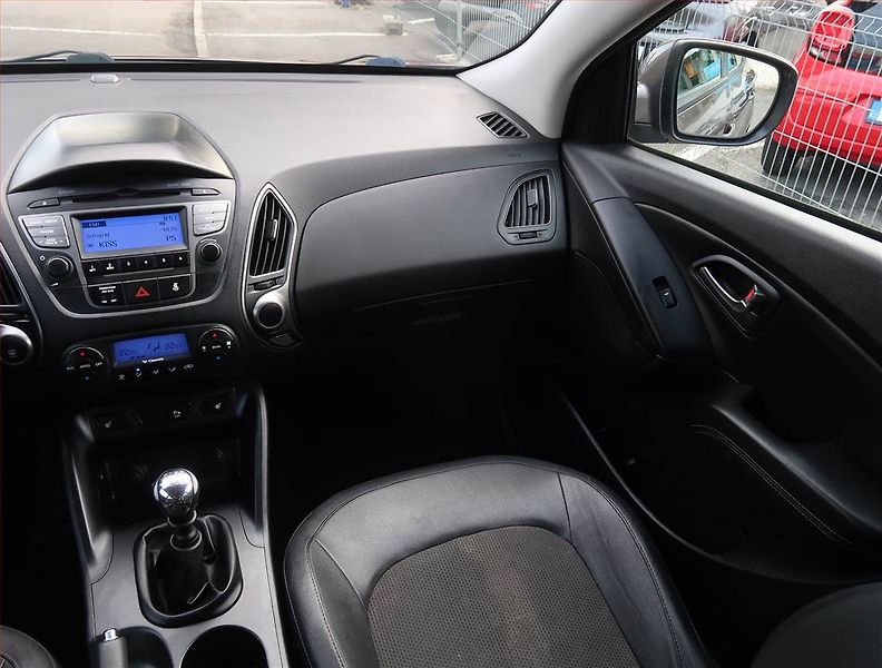 Hyundai ix35 (2014) 1.6 GDI, Serv.kniha, Tempomat - fotka 8 z 18