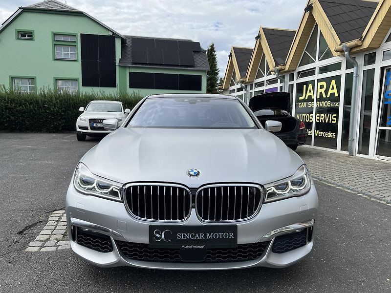 BMW Řada 7 (2017) 750d xDrive Laser Full  - fotka 2 z 39