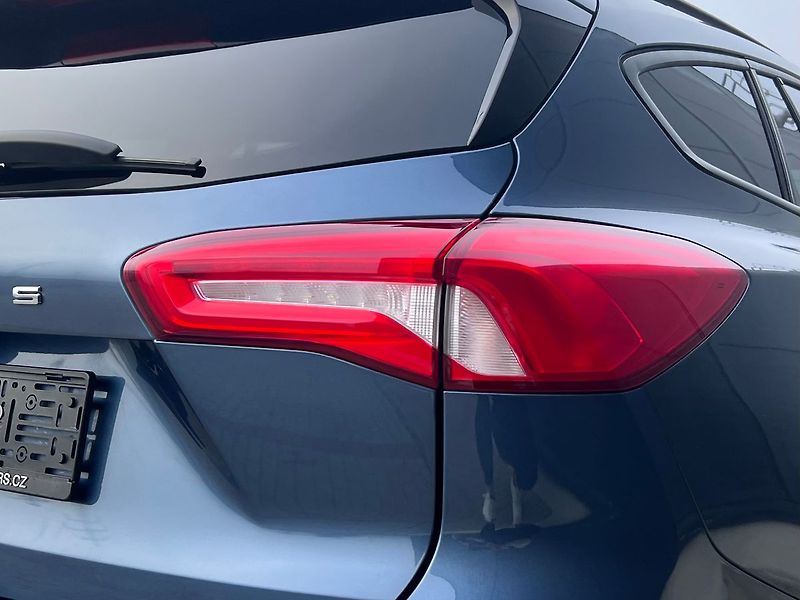 Ford Focus (2021) 1.5 TDCI ST-LINE - fotka 11 z 46