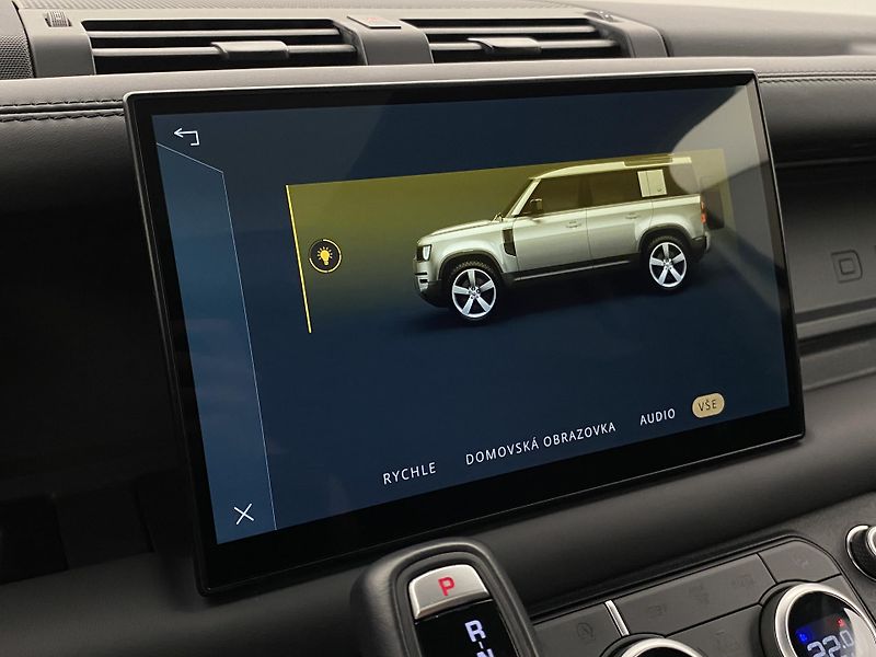 Land Rover Defender 110 D300 X-DYNAMIC HSE AWD AUT - fotka 46 z 49