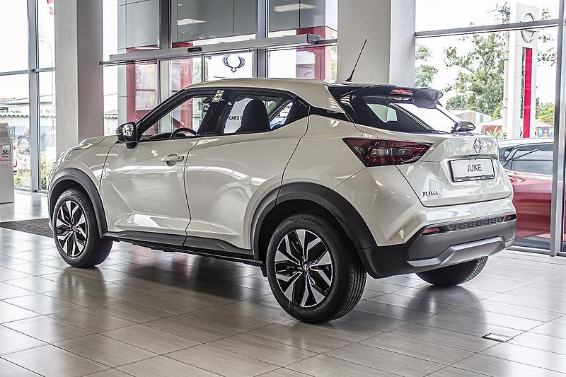 Nissan Juke 1,0 DIG-T 2WD 7DCT N-CONNECTA - fotka 3 z 6