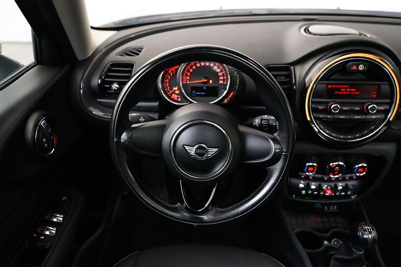 Mini Clubman - fotka 15 z 22