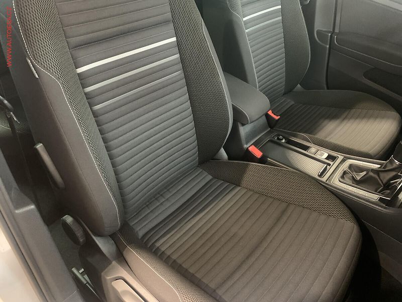 Volkswagen Golf (2014) 1.4 TSi, CUP, park.čidla - fotka 12 z 23