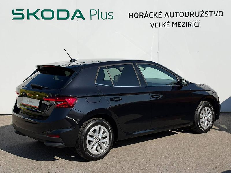 Škoda Fabia Selection 1,0 TSI 70 kW 5° MP - fotka 2 z 31