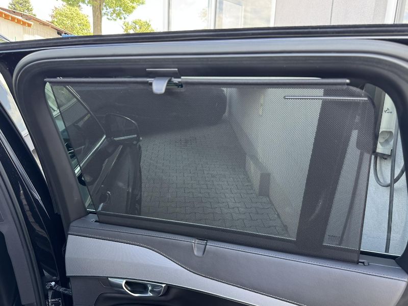Volvo XC90 T8 AWD / POLESTAR /REZERVACE - fotka 24 z 57