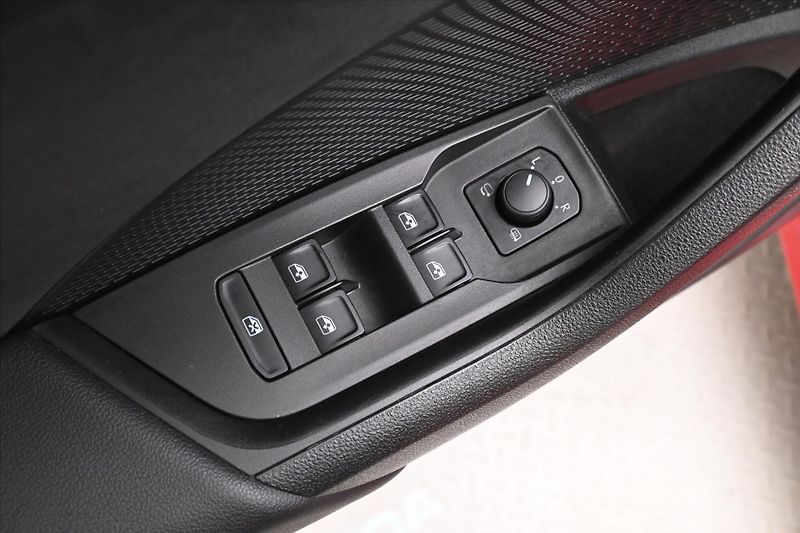 Škoda Octavia 2,0 TDI 147 KW RS DSG Záruka a - fotka 24 z 29