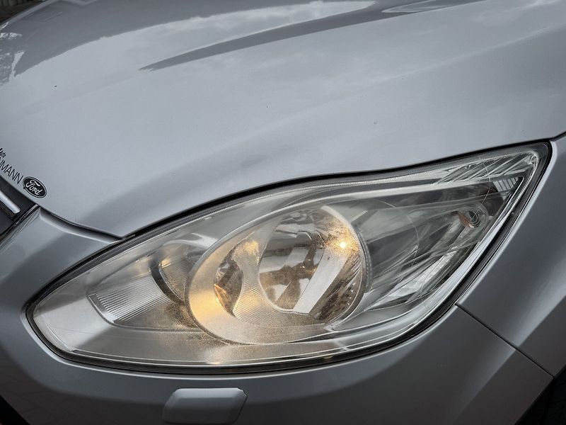 Ford C-MAX (2010) 1.6i Ti-VCT Digi Klima Výhřevy - fotka 30 z 44